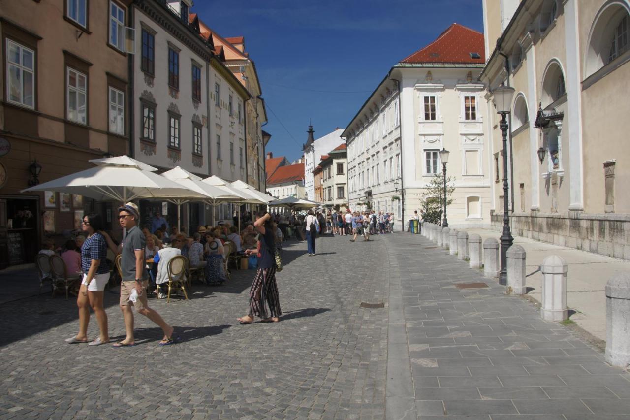 Bit Apartments Ljubljana Bagian luar foto