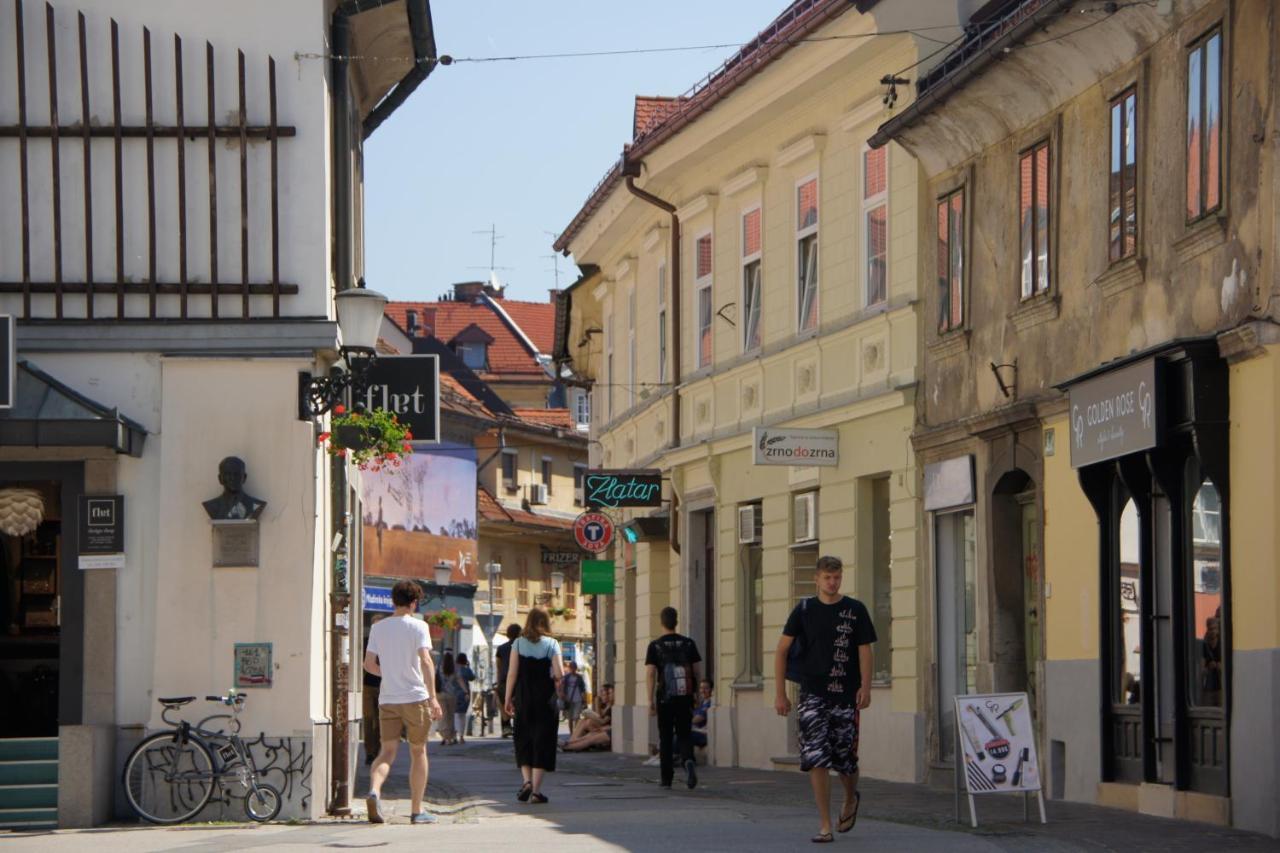 Bit Apartments Ljubljana Bagian luar foto
