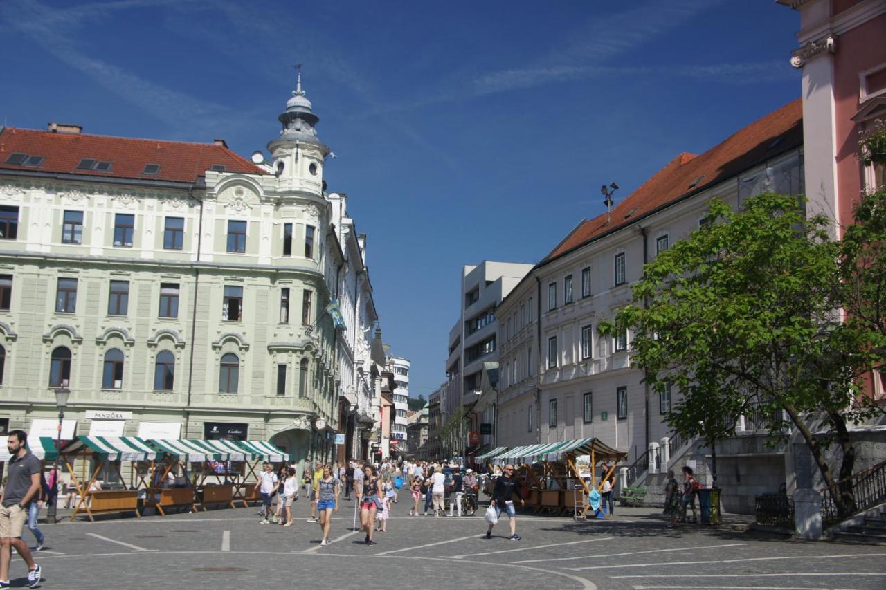 Bit Apartments Ljubljana Bagian luar foto