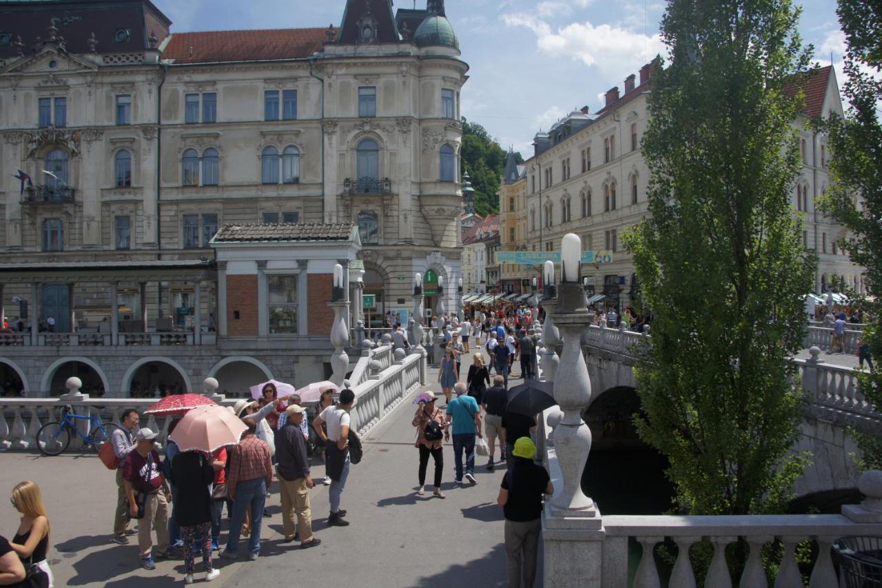 Bit Apartments Ljubljana Bagian luar foto