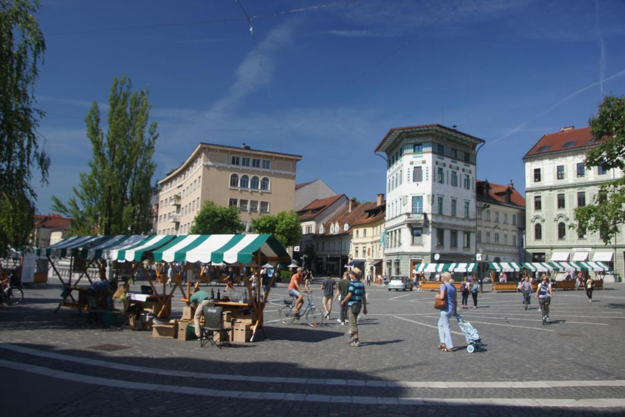 Bit Apartments Ljubljana Bagian luar foto