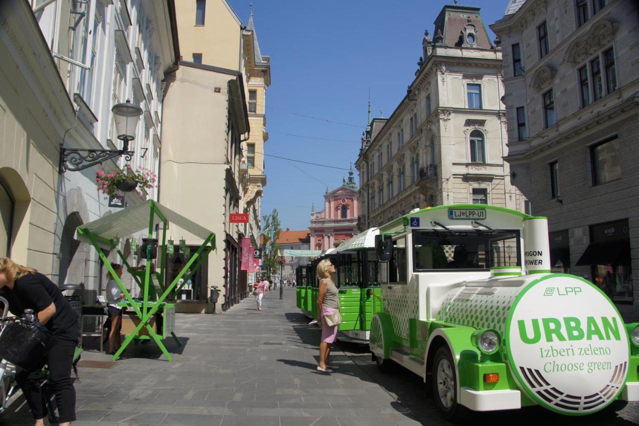 Bit Apartments Ljubljana Bagian luar foto