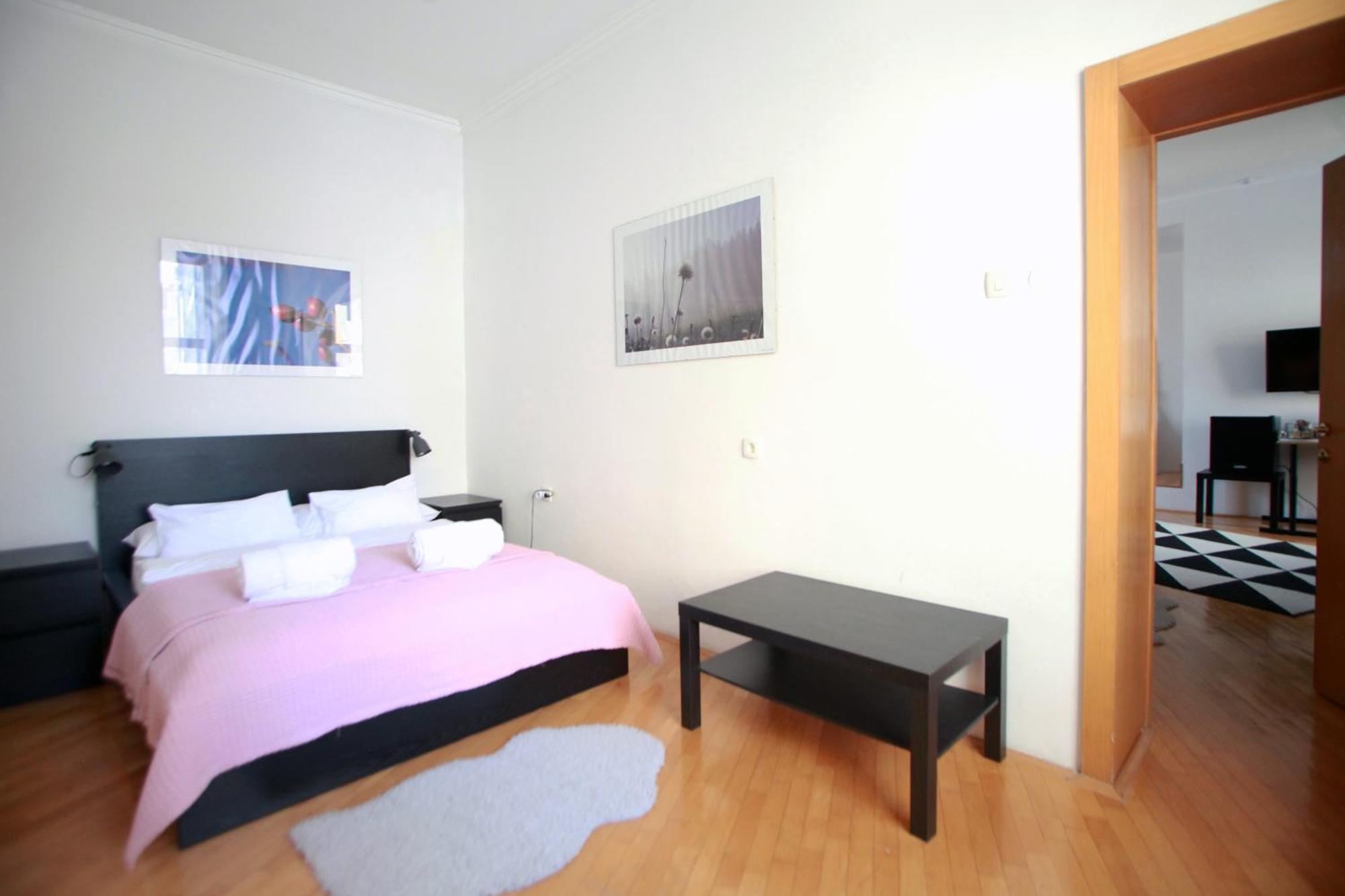 Bit Apartments Ljubljana Bagian luar foto